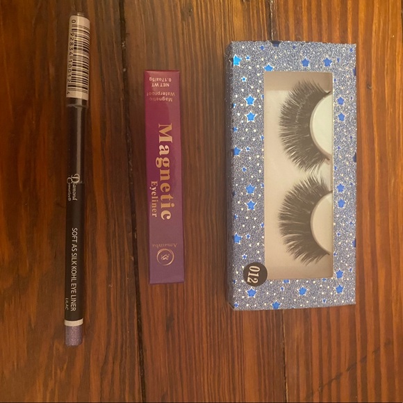 Makeup Bundle - Picture 9 of 11